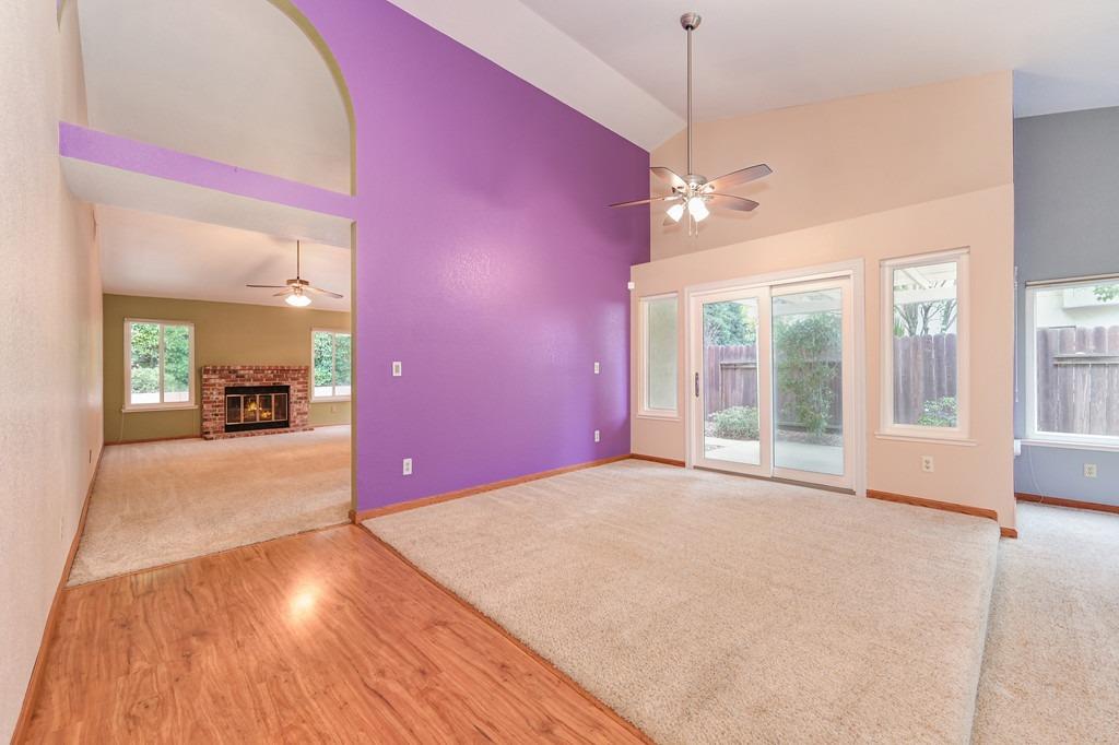 1541 E Colonial Parkway