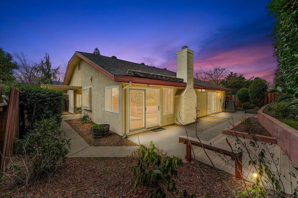 1541 E Colonial Parkway