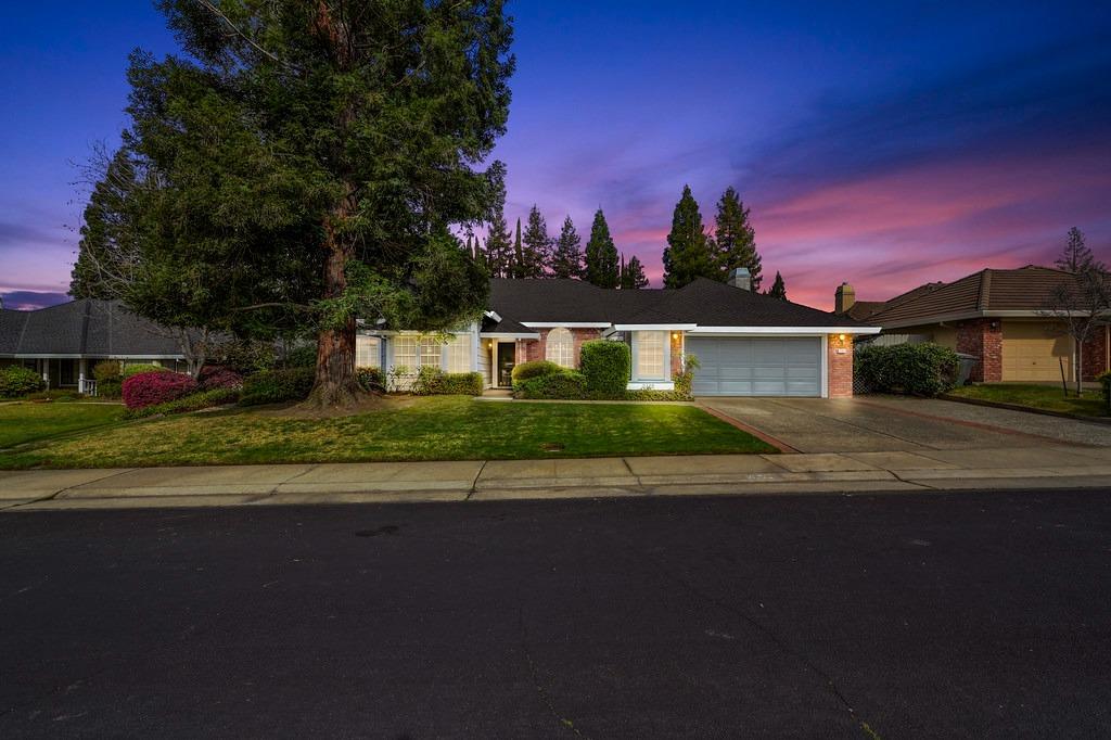 2405 Valley Forge Way