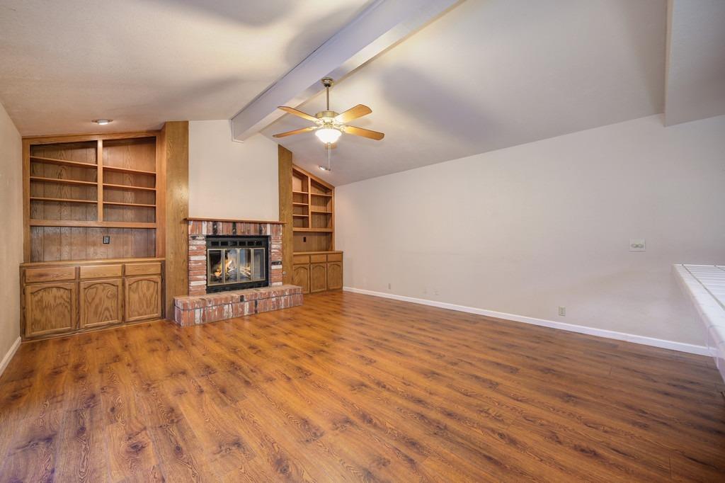 2405 Valley Forge Way