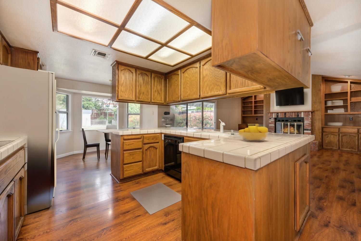 2405 Valley Forge Way