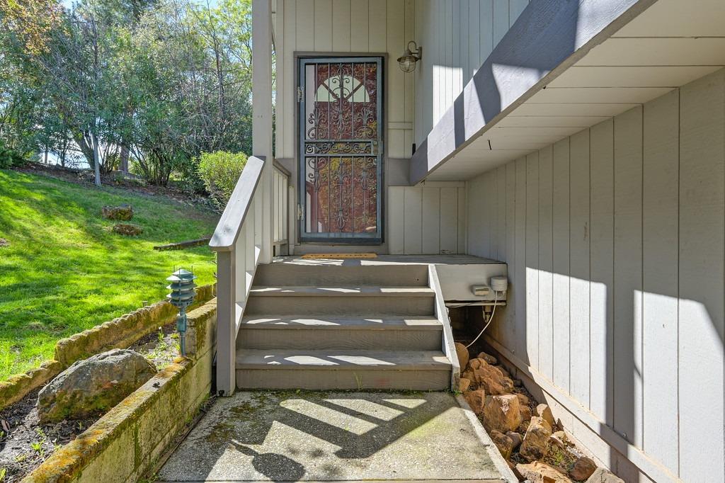 22550 Sunset Ridge Drive