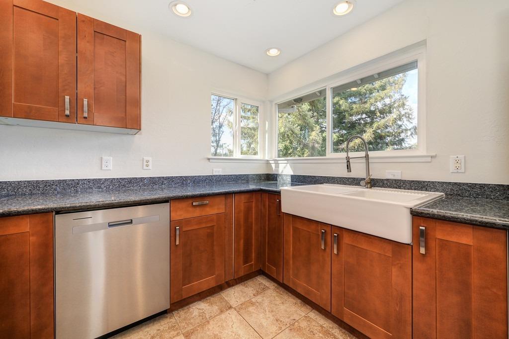 22550 Sunset Ridge Drive