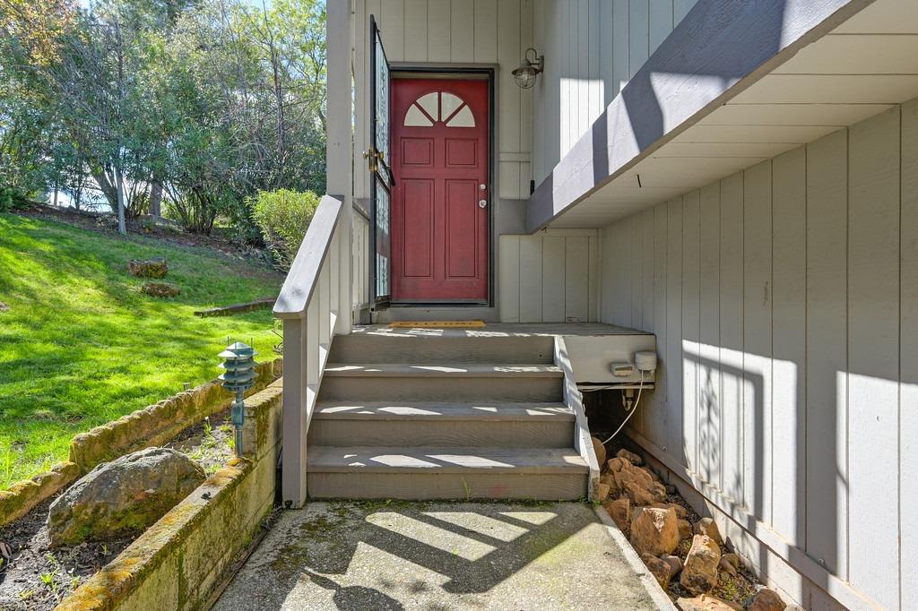 22550 Sunset Ridge Drive