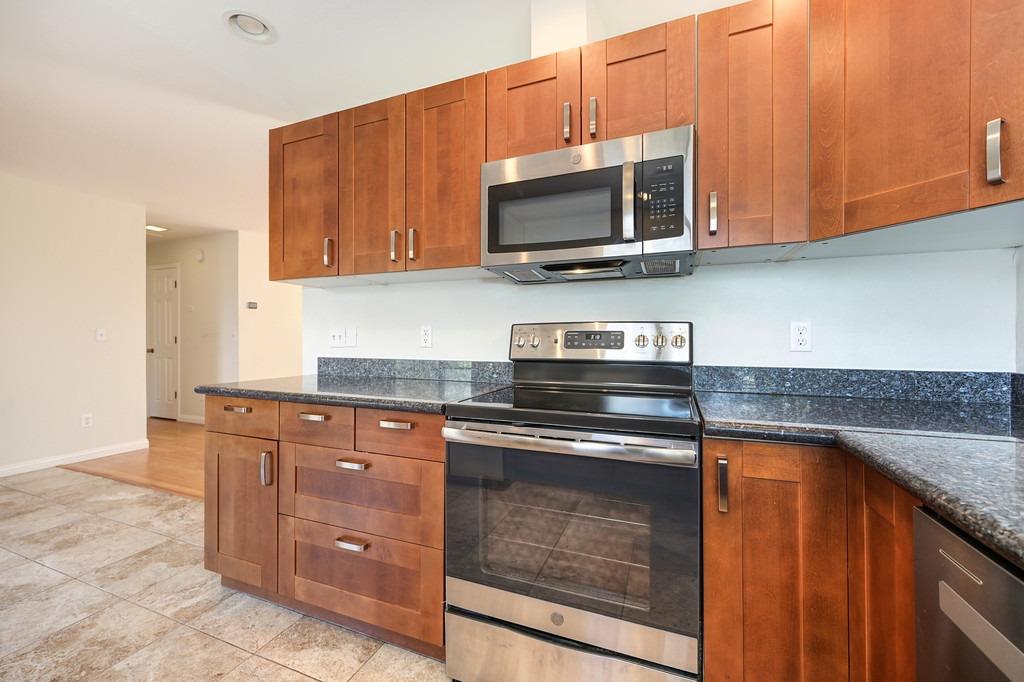 22550 Sunset Ridge Drive