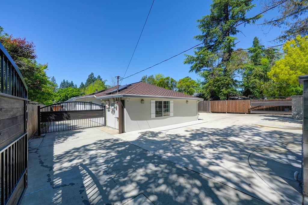 2609 Garfield Avenue