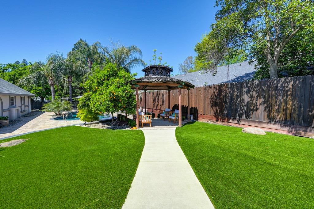 2609 Garfield Avenue