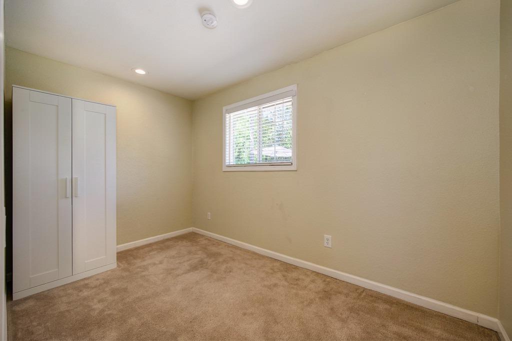 2609 Garfield Avenue