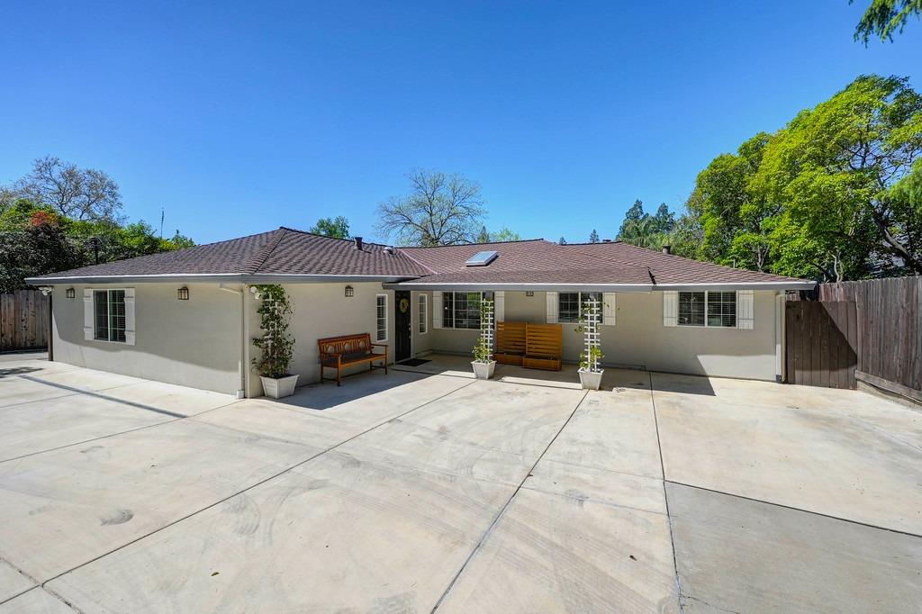 2609 Garfield Avenue