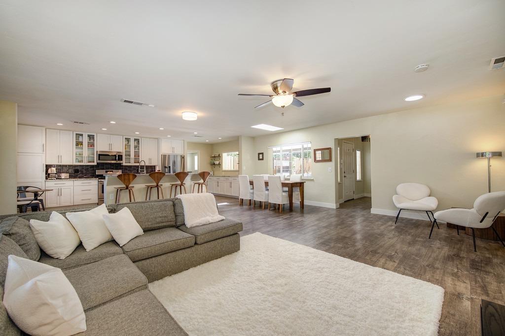 2609 Garfield Avenue