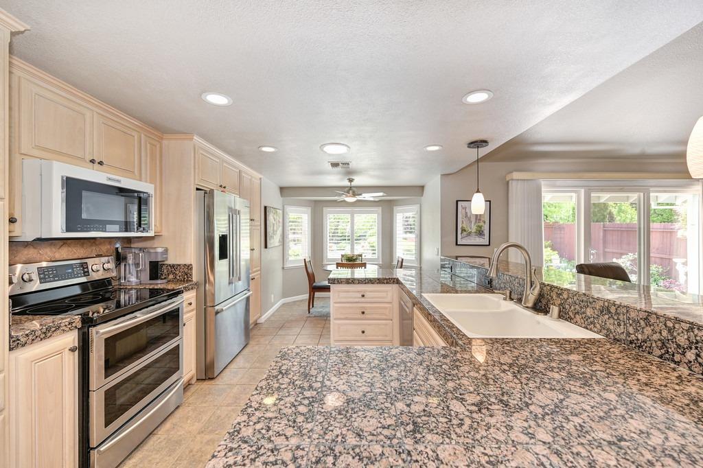 1309 Meadowvista Way