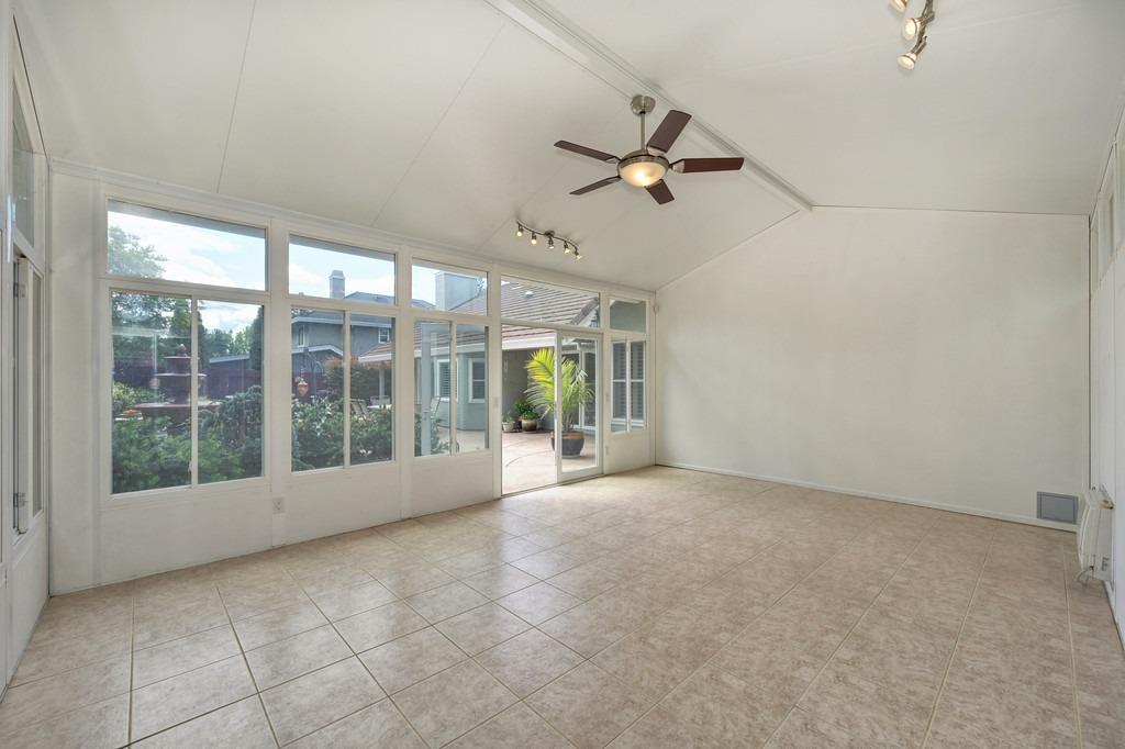 1309 Meadowvista Way