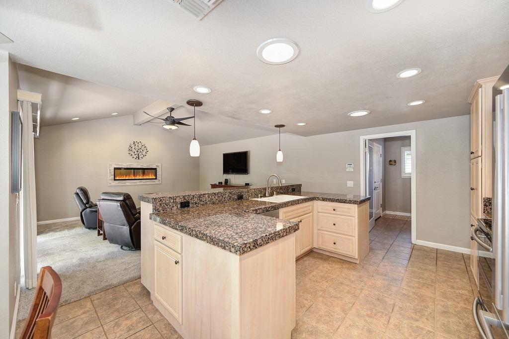 1309 Meadowvista Way