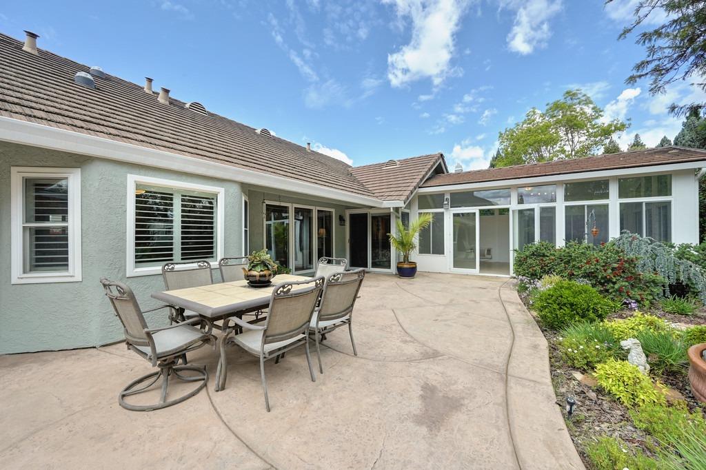 1309 Meadowvista Way