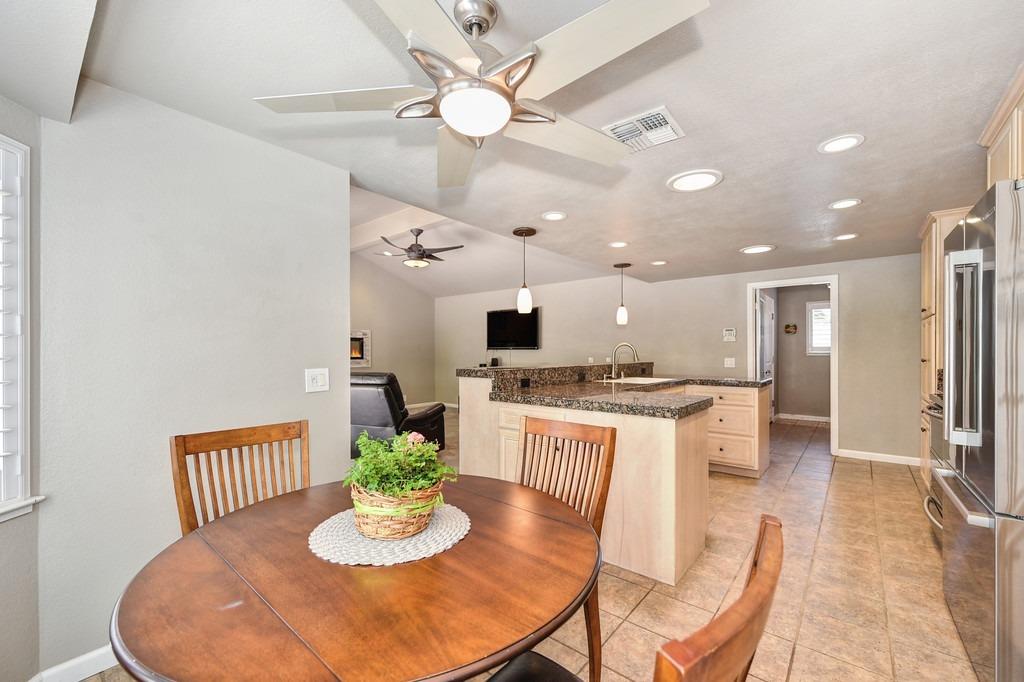 1309 Meadowvista Way