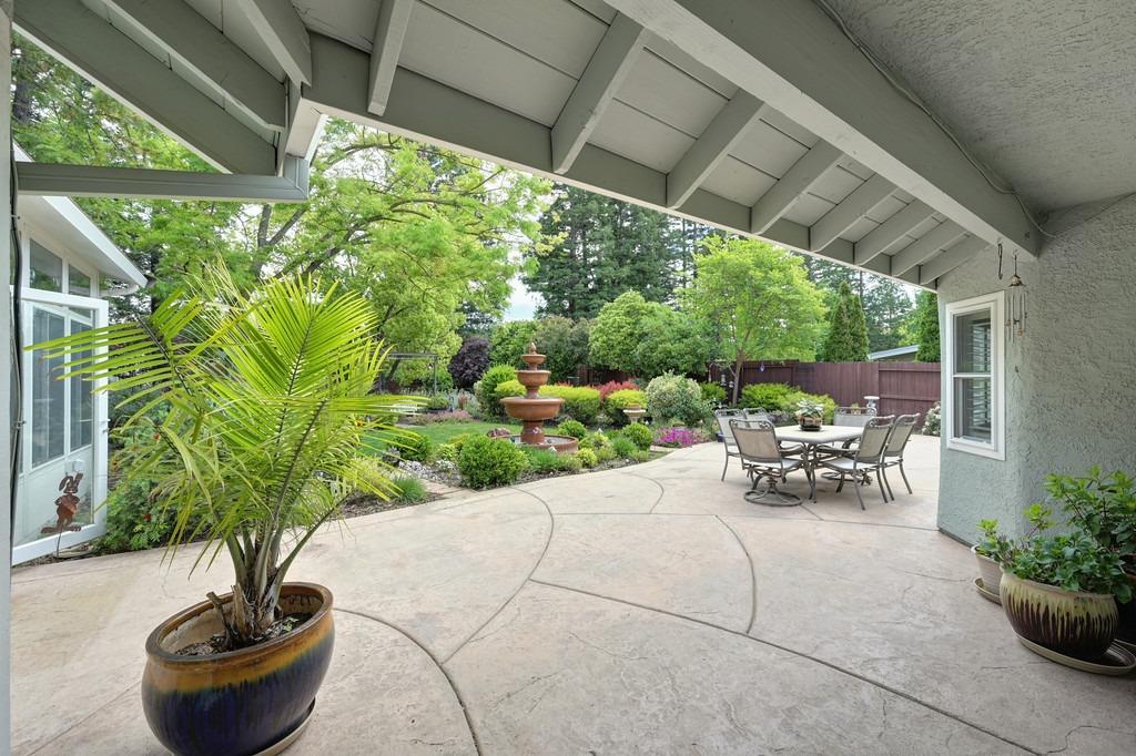 1309 Meadowvista Way