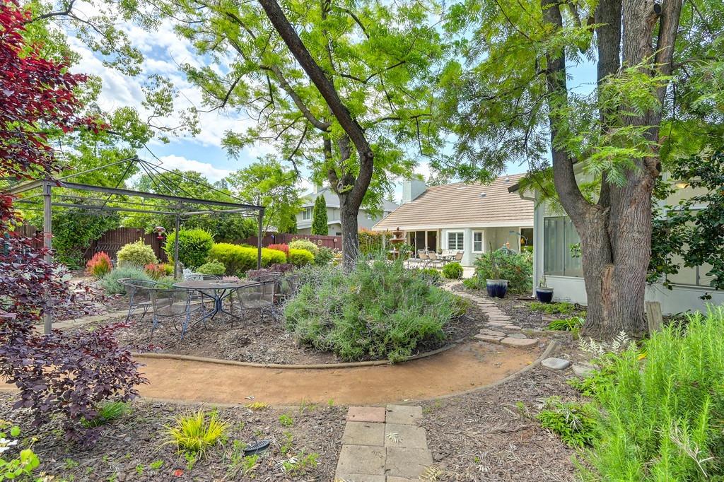 1309 Meadowvista Way