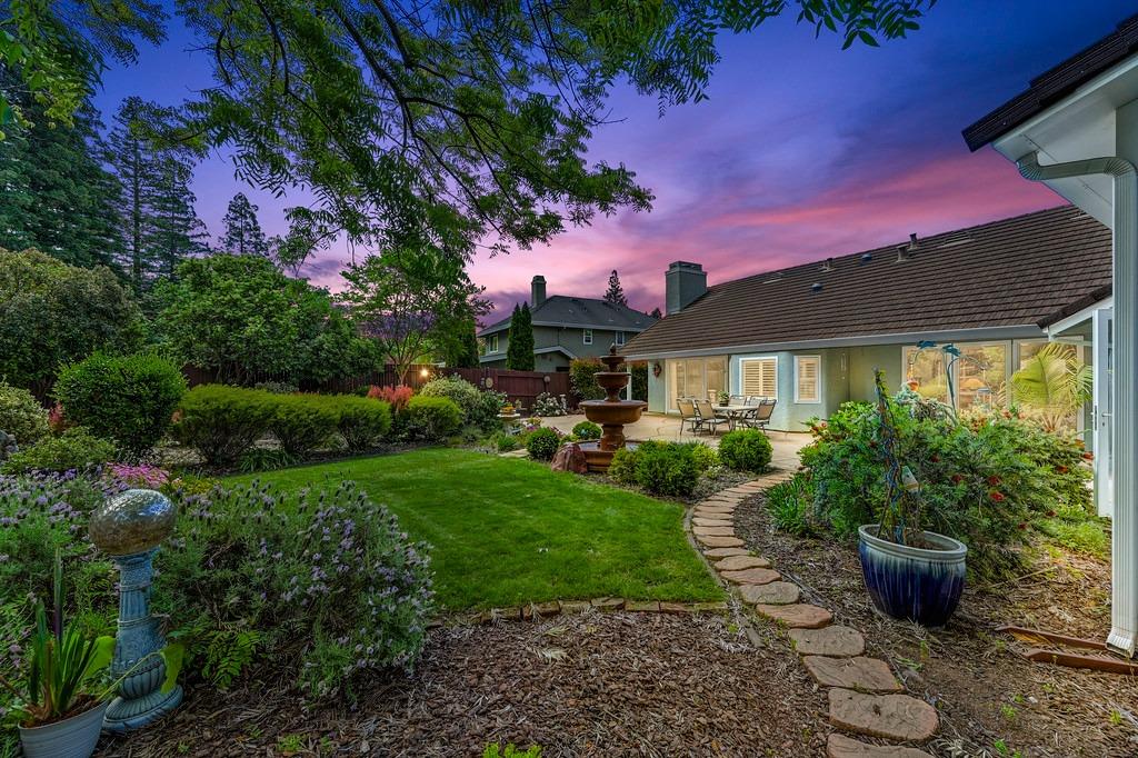 1309 Meadowvista Way