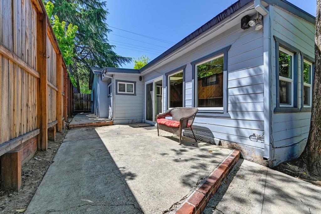 8787 Sunset Avenue