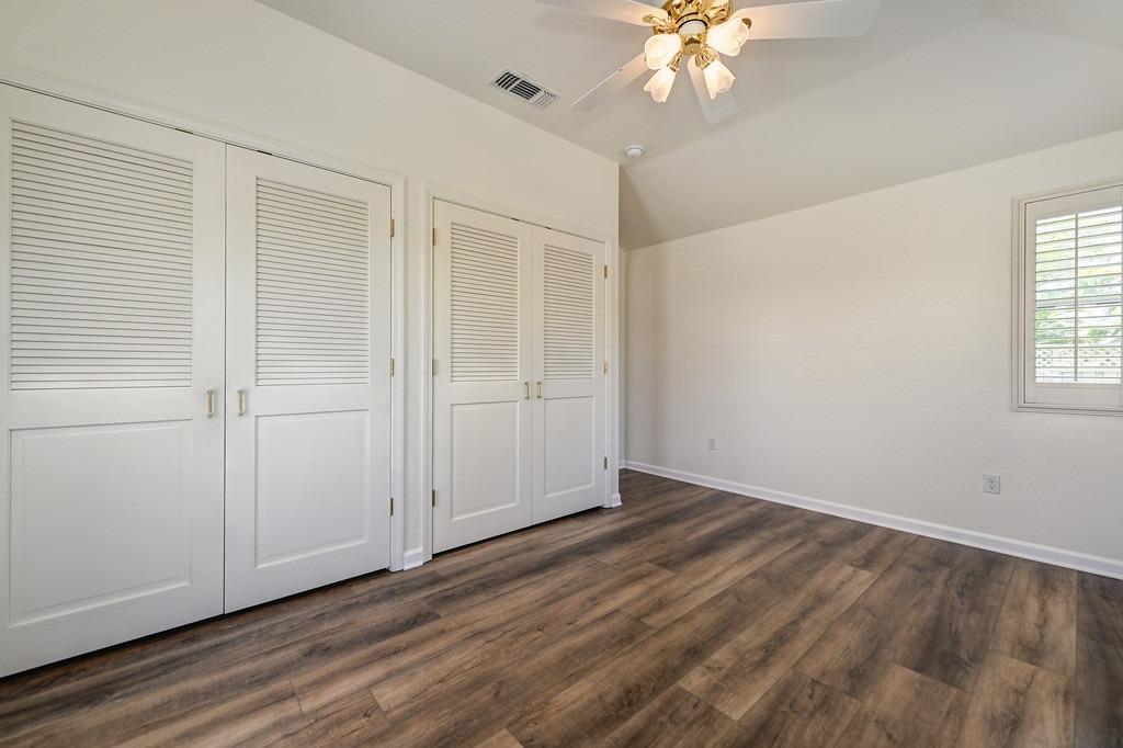 7533 Locomotive Lane