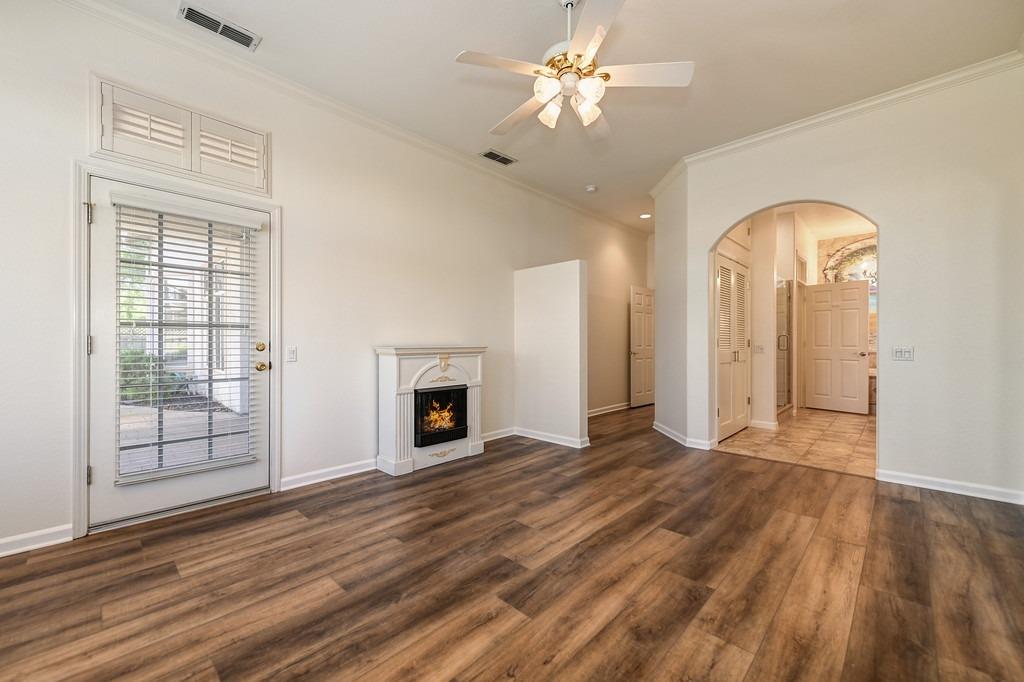 7533 Locomotive Lane