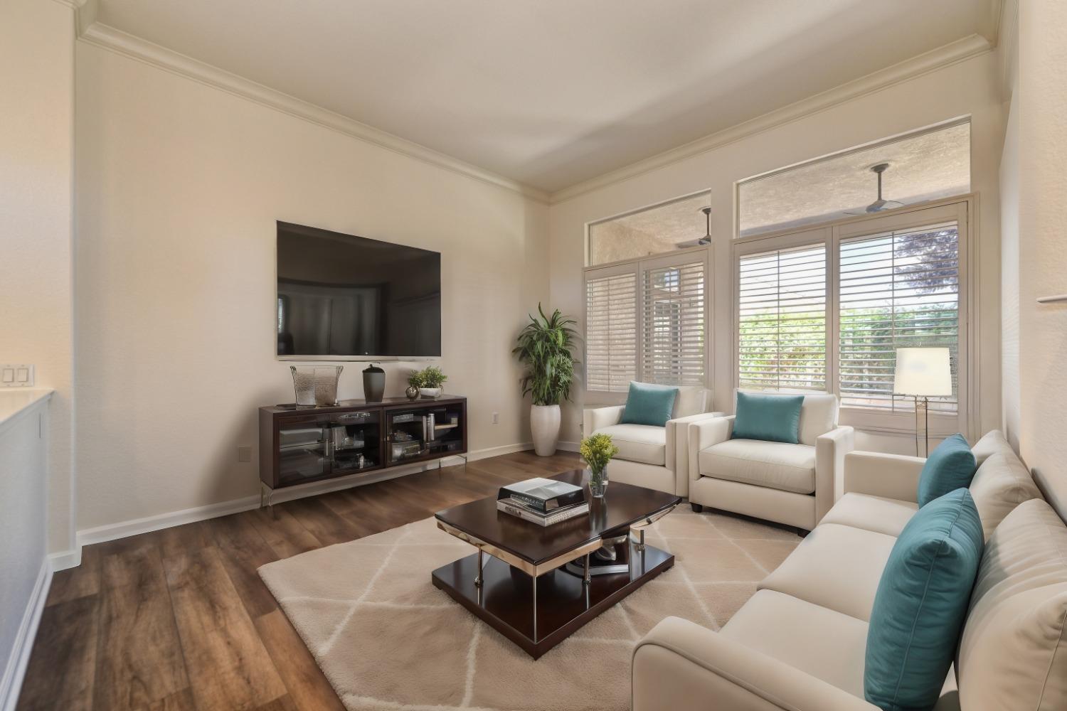 7533 Locomotive Lane