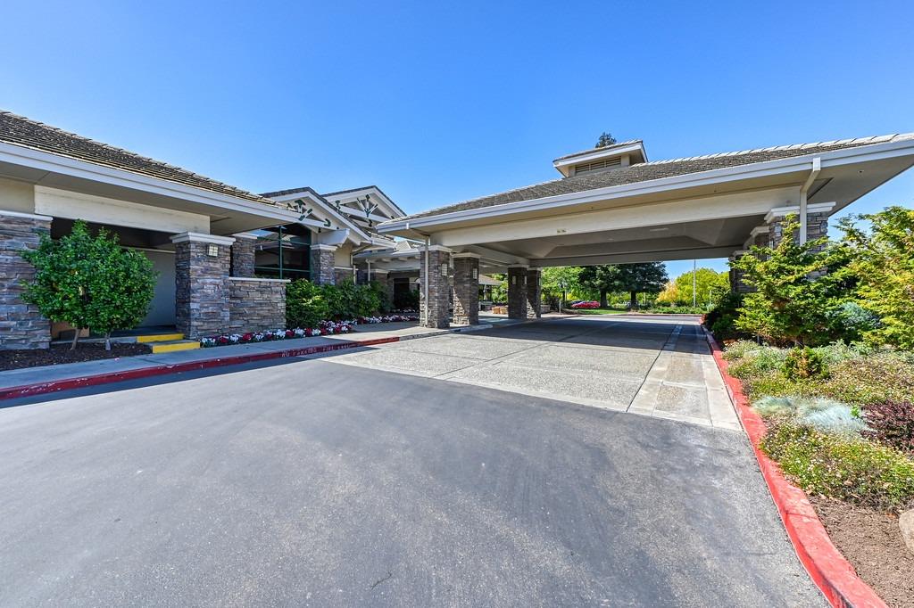 7533 Locomotive Lane