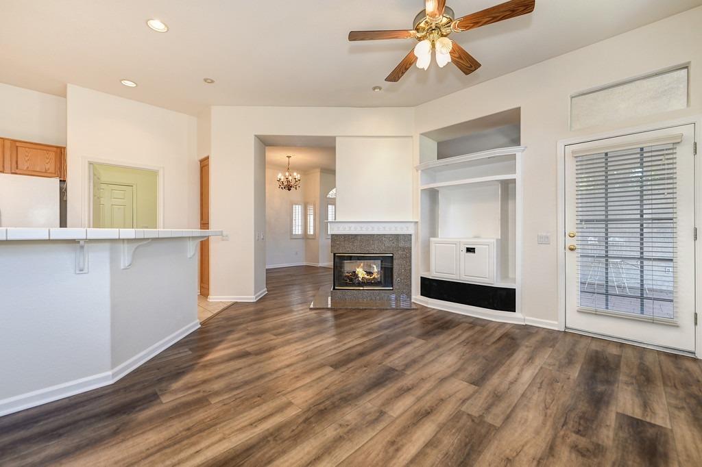 7533 Locomotive Lane