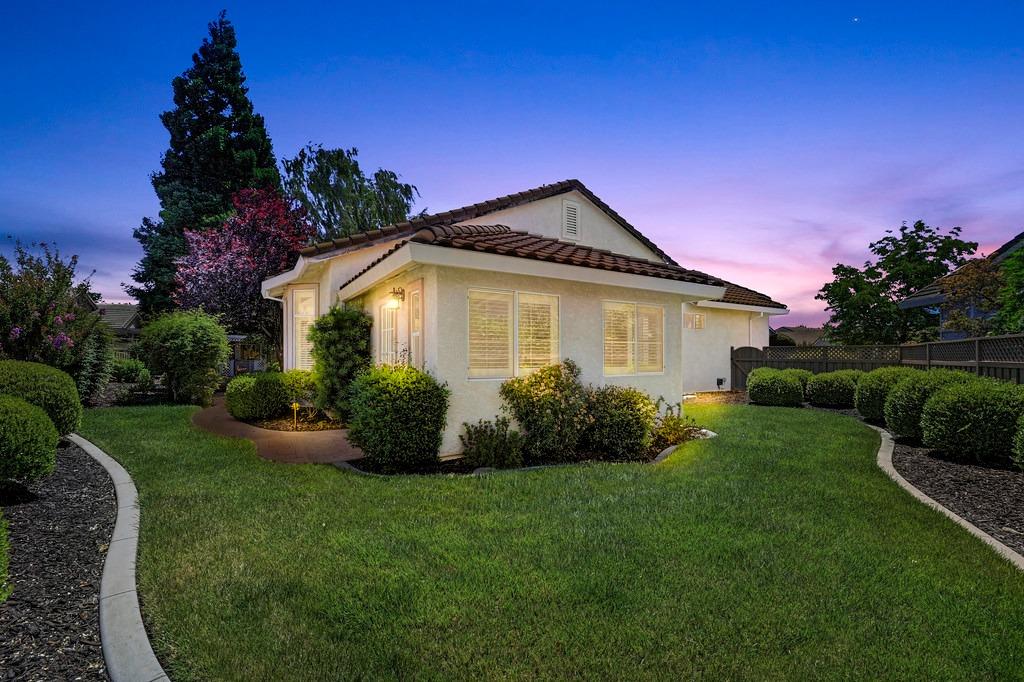 7533 Locomotive Lane