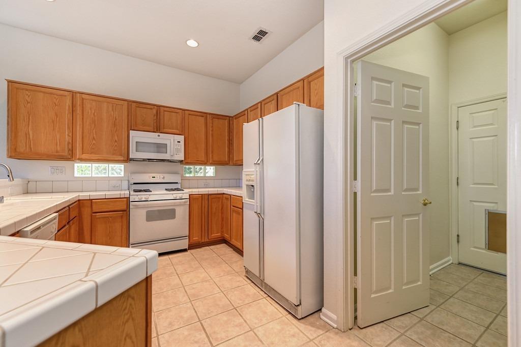 7533 Locomotive Lane