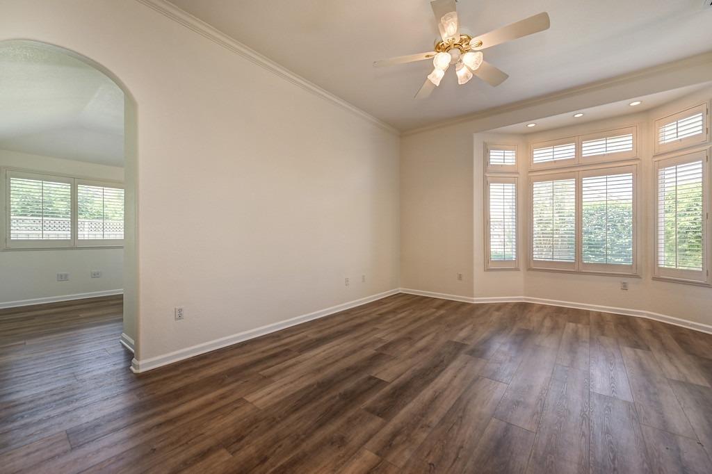 7533 Locomotive Lane