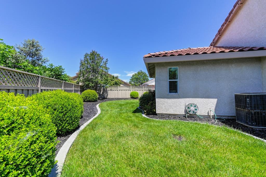 7533 Locomotive Lane