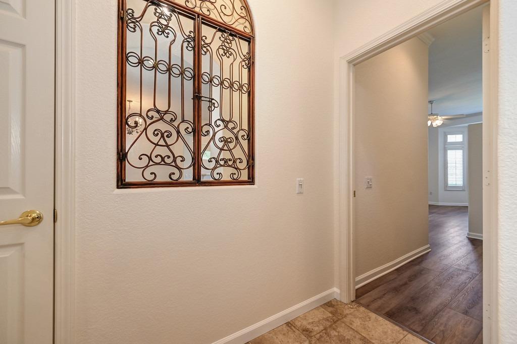 7533 Locomotive Lane