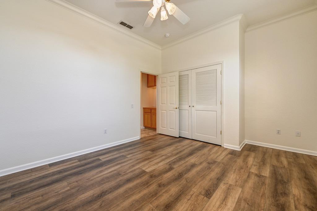 7533 Locomotive Lane