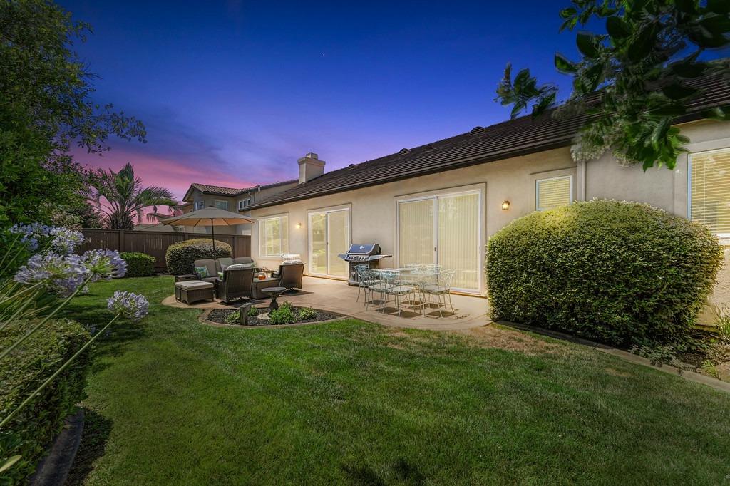 1556 Deer Hollow Way