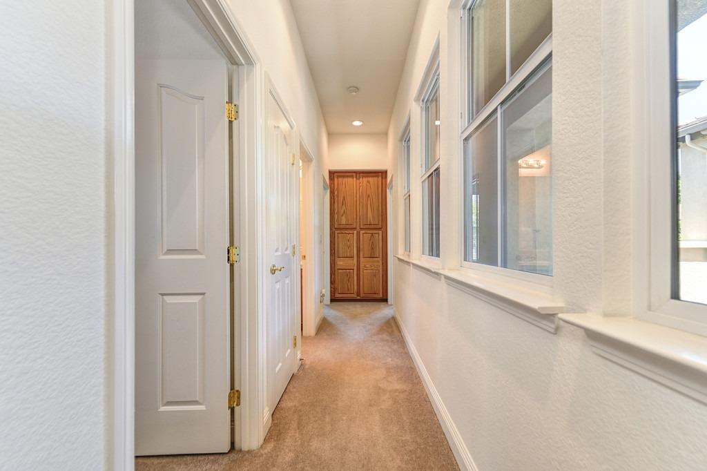 1556 Deer Hollow Way