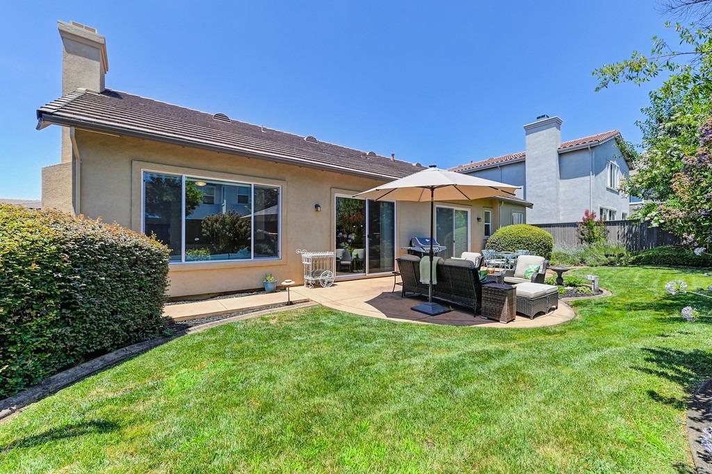 1556 Deer Hollow Way