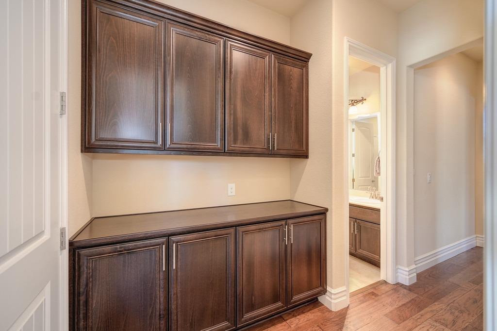 4802 Sacred Habitat Court