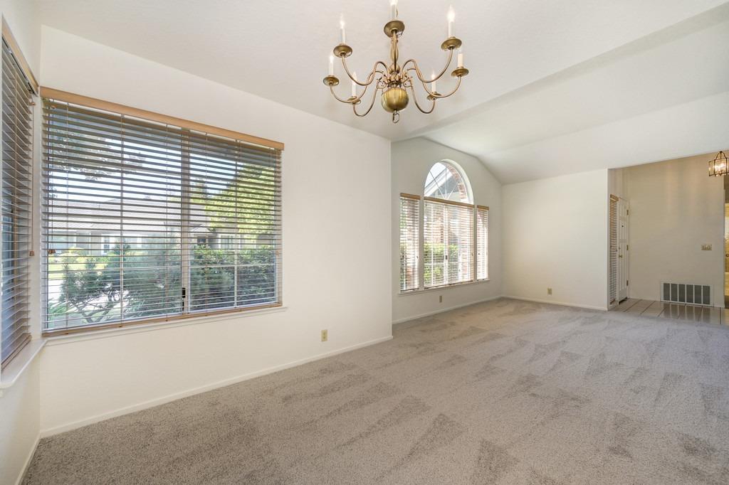 1321 Meadowvista Way