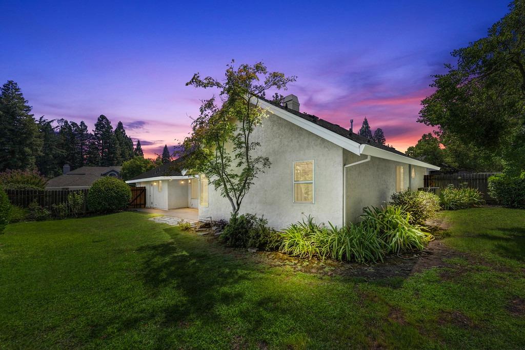 1321 Meadowvista Way