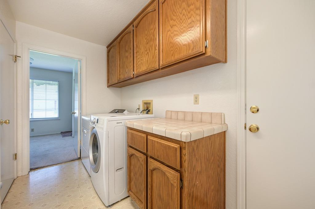 1321 Meadowvista Way