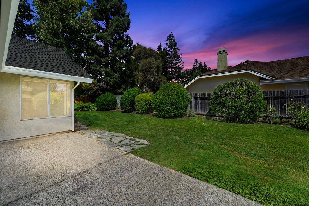 1321 Meadowvista Way