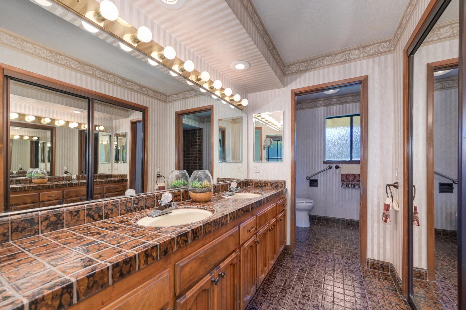 2303 Thistle Down Drive