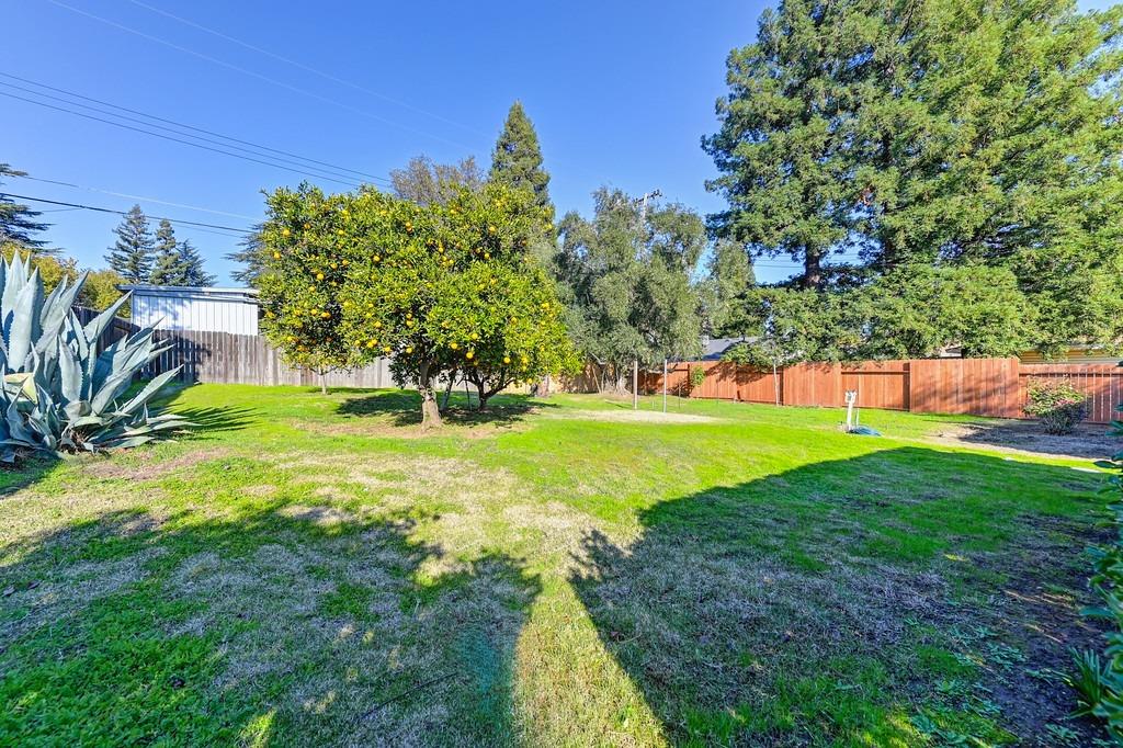 7551 Eastgate Avenue