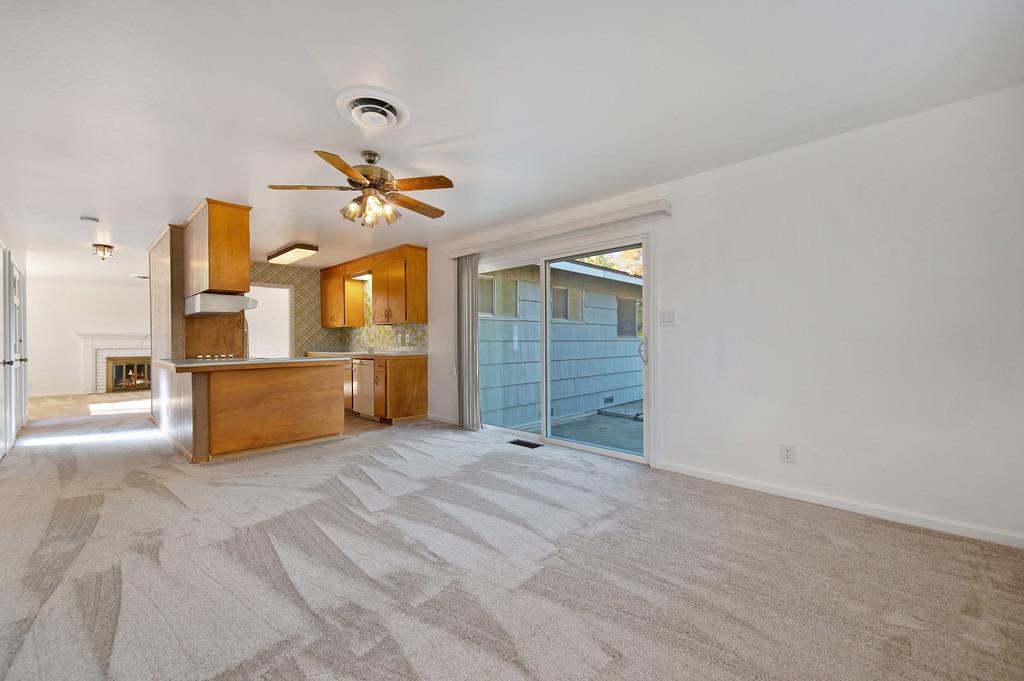 7551 Eastgate Avenue