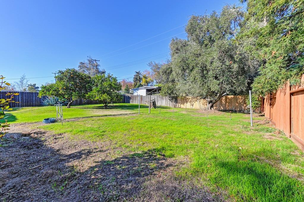 7551 Eastgate Avenue