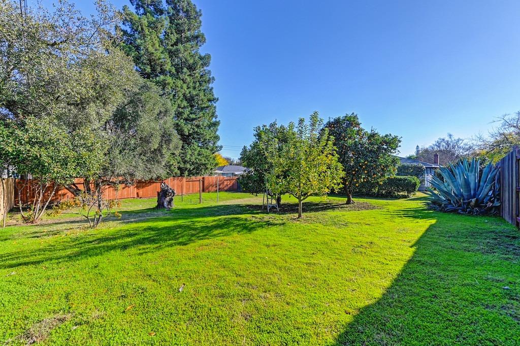 7551 Eastgate Avenue