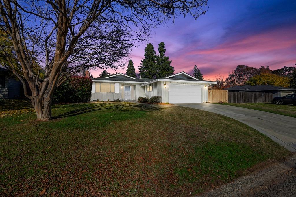 7551 Eastgate Avenue