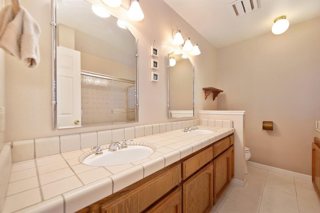 1340 Ridgedale Court