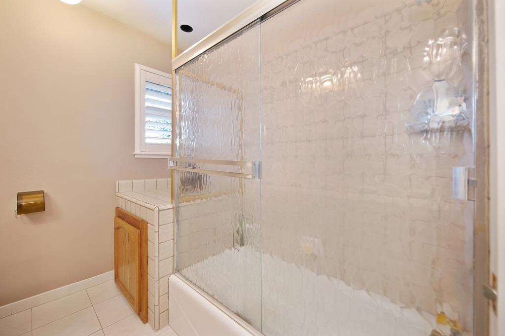 1340 Ridgedale Court